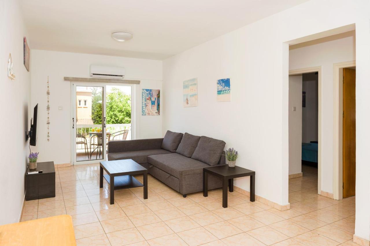 MyNapa Apartment Ayia Napa Bagian luar foto