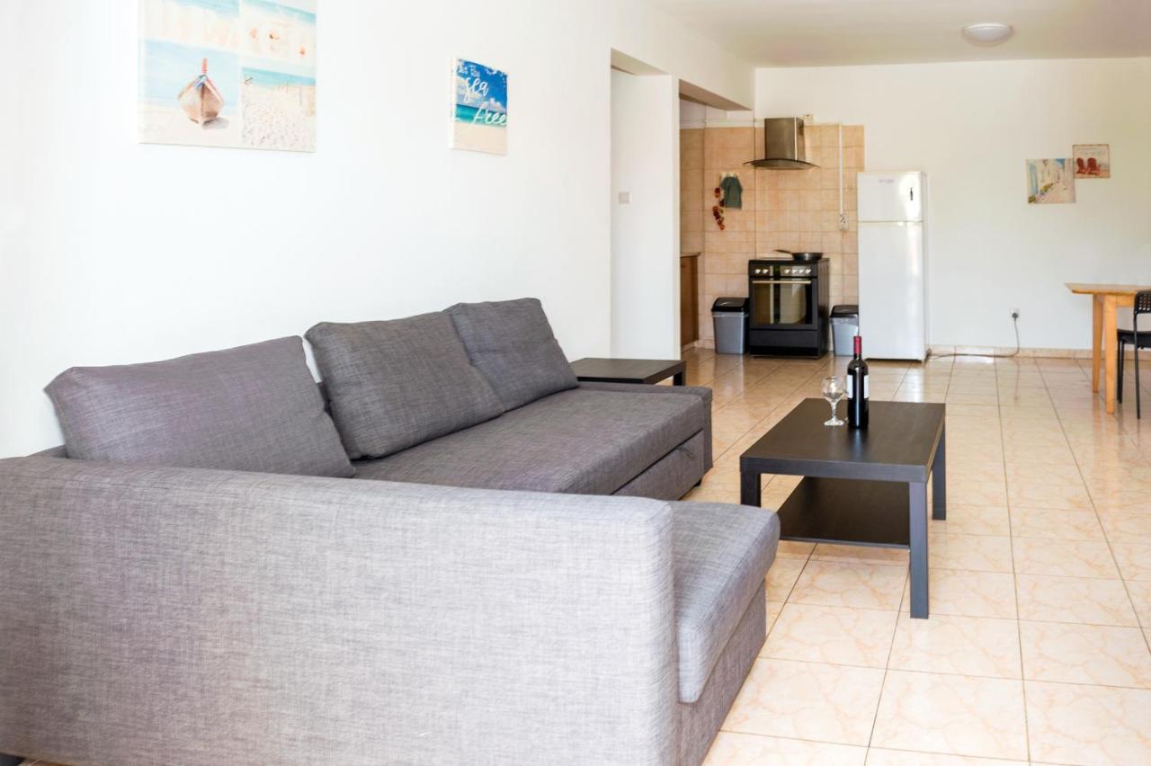 MyNapa Apartment Ayia Napa Bagian luar foto