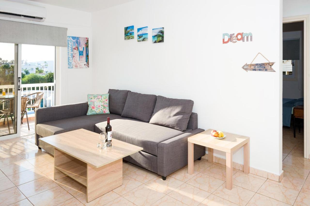 MyNapa Apartment Ayia Napa Bagian luar foto